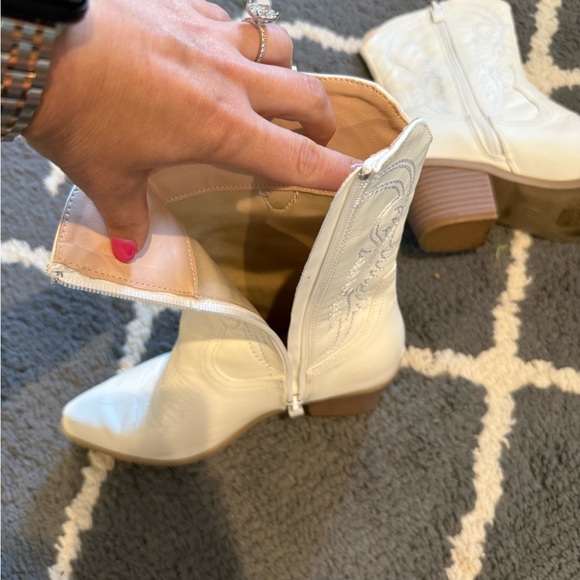 White Cowboy Boots - Picture 10 of 10